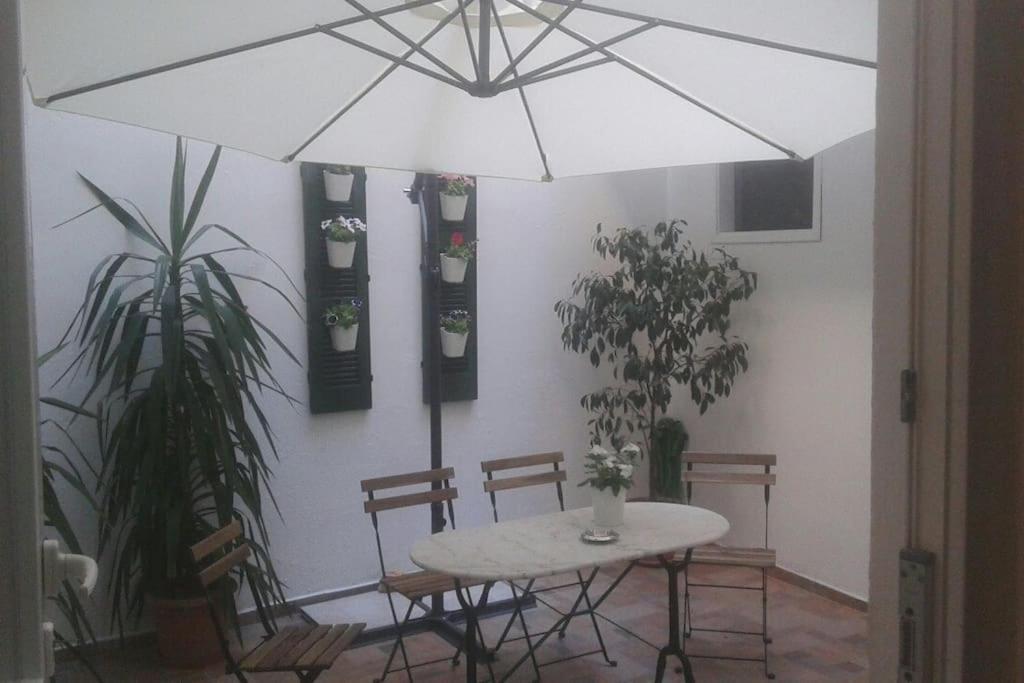 Renovated, Open And Functional Old City House Iraklio Exterior foto
